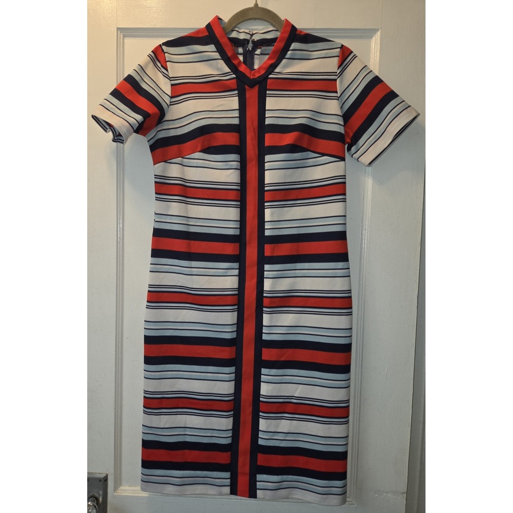 Vintage 70's Navy Red White V-Neck short sleeve shirt dress. Knee Length. M
